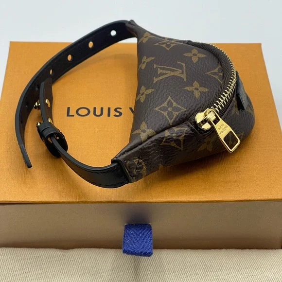 Louis Vuitton 2020 Collection Party Bum Bag Bracelet Monogram Limited Edition LV - Picture 7 of 15